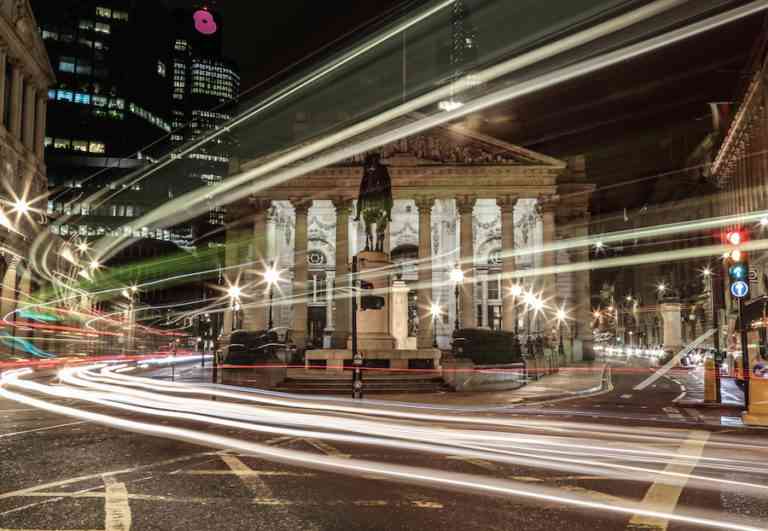 In Photos: A Journey Through London at Night