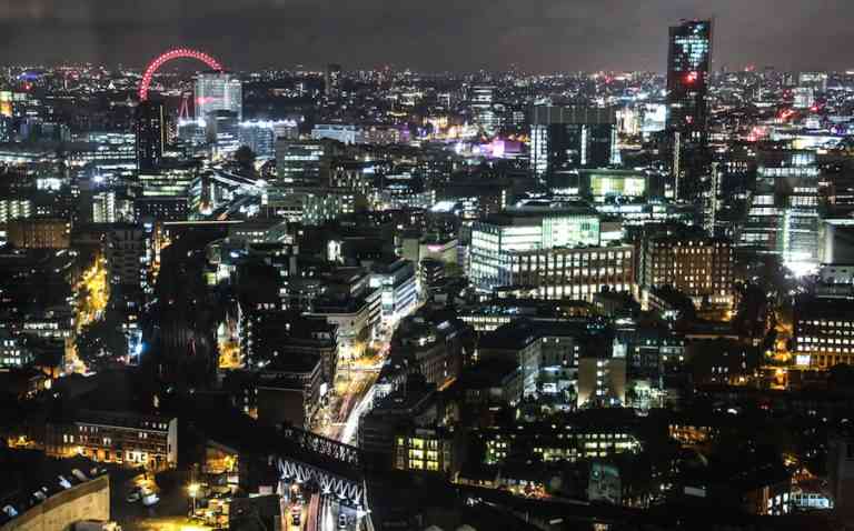 In Photos: A Journey Through London at Night